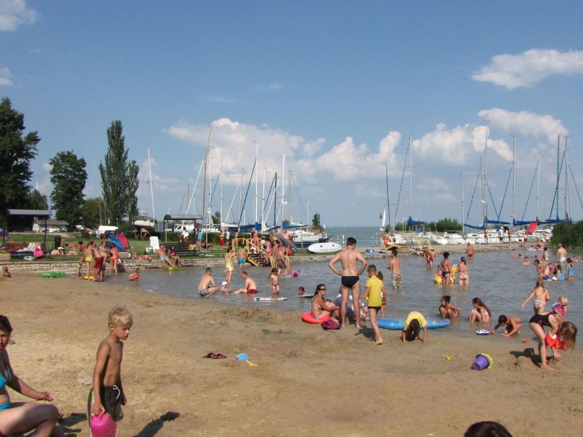 Holiday Home Balatontourist Fuered-3 By Interhome Balatonfüred Eksteriør bilde